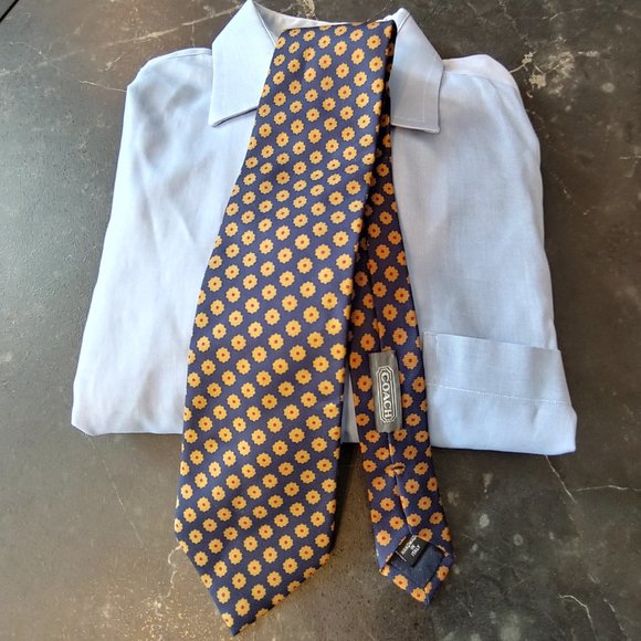 Coach Other - Excellent Used Condition Men's COACH Vintage Silk Necktie - Navy blue w/…